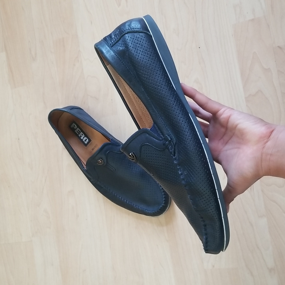 Pero Leather Loafers Navy Perforated
